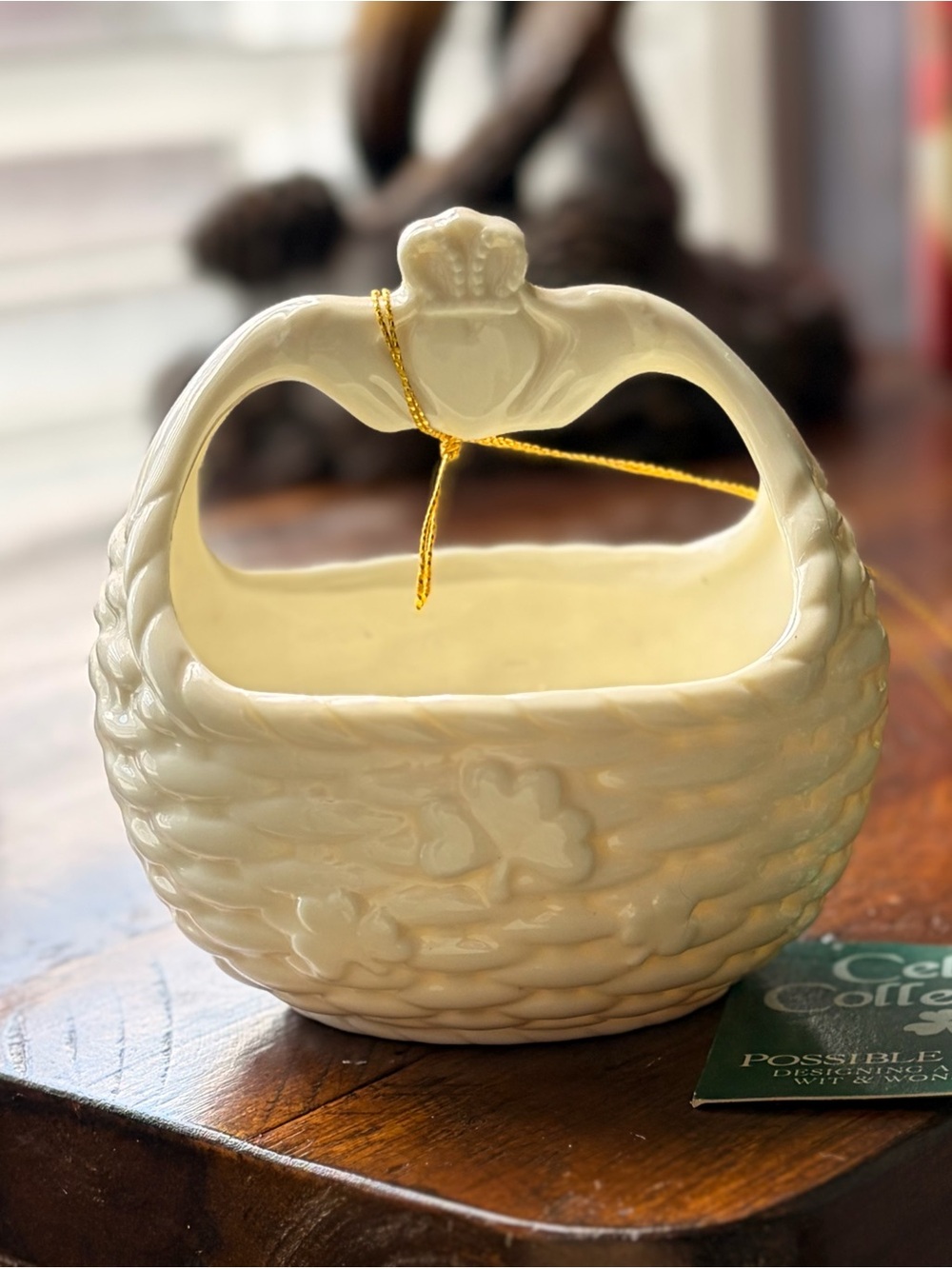 Ivory Ceramic Basket Celtic Irish Hands & Heart Shamrock Clover Accent